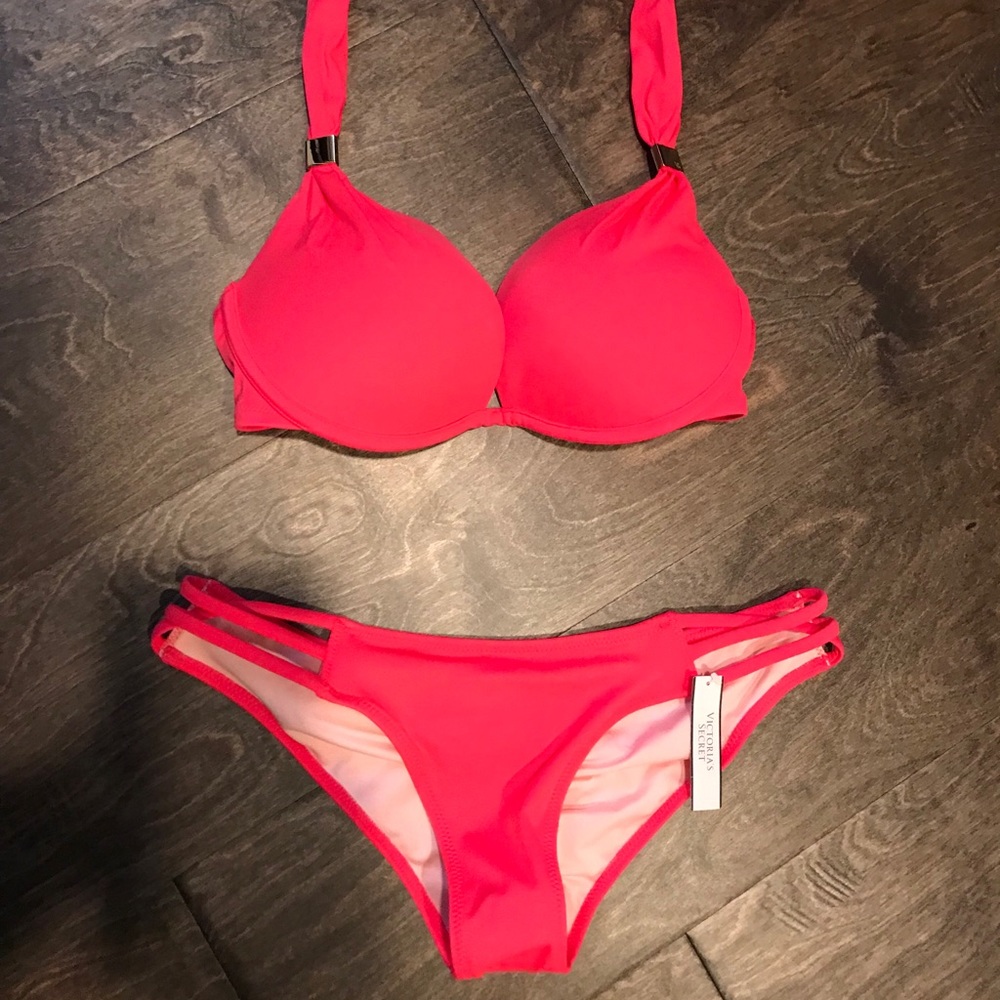 Victoria’s Secret Bikini 32D S